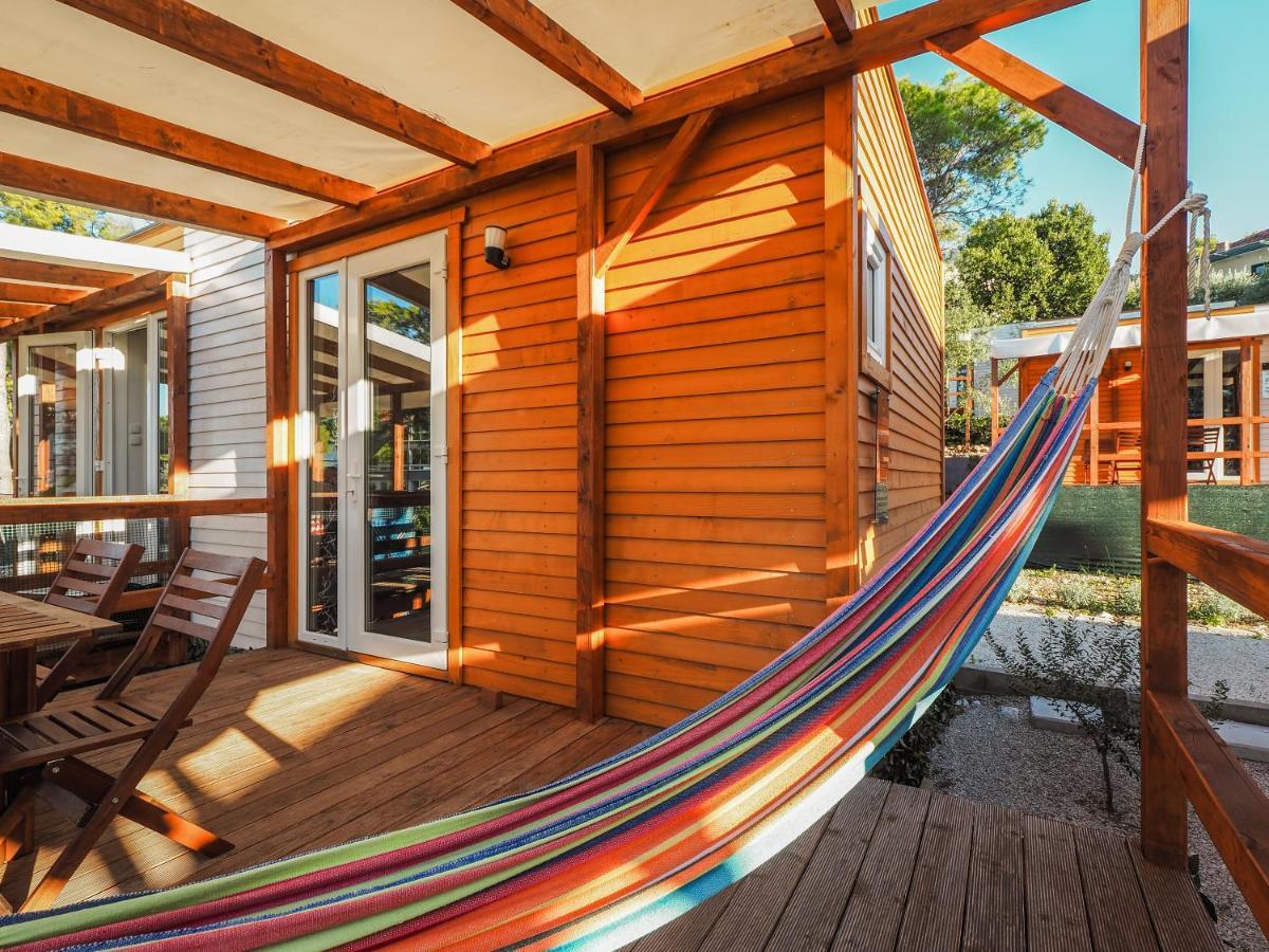 Mediteran Travel Mobile Homes Miran Pirovac Exterior foto