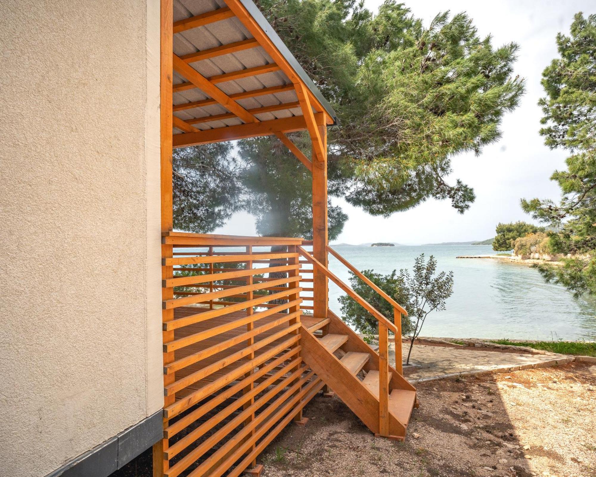 Mediteran Travel Mobile Homes Miran Pirovac Exterior foto